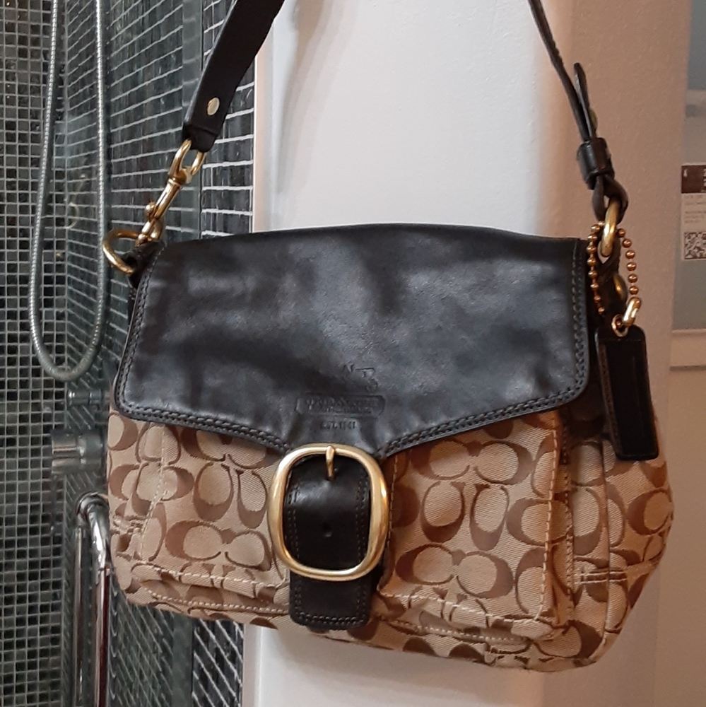 Purse coach